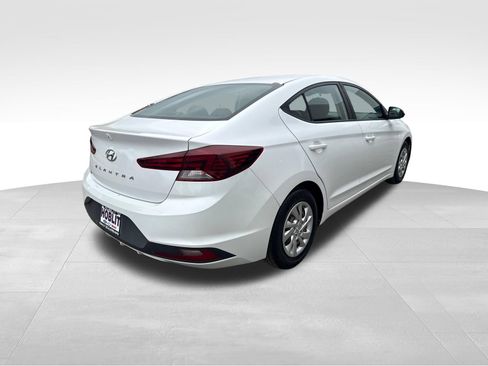 Used 2020 Hyundai Elantra SE w/ Cargo Package (C1) FWD image 5