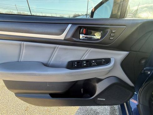 Used 2019 Subaru Legacy 2.5i Limited image 12