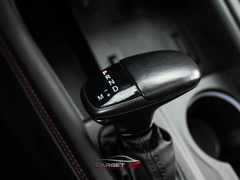Used 2021 Dodge Durango R/T w/ Tow 'N Go Package AWD/4WD image 33