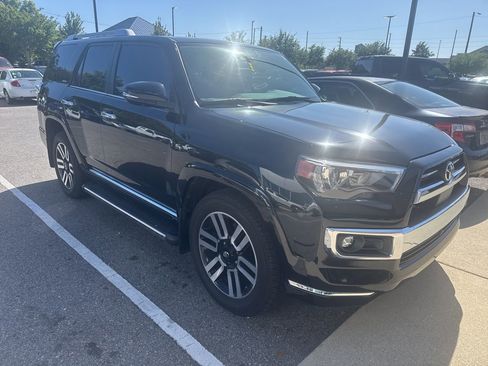 Used 2022 Toyota 4Runner Limited image 3