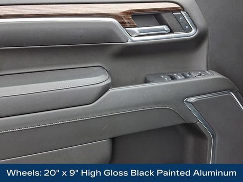 Used 2024 GMC Sierra 1500 Elevation image 17