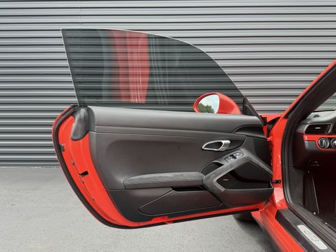 Certified 2018 Porsche 911 GT3 RWD image 18