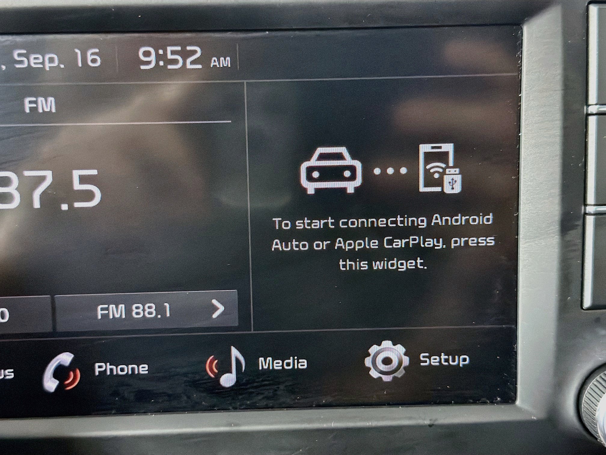 Used 2025 Kia Soul LX w/ LX Technology Package FWD image 22