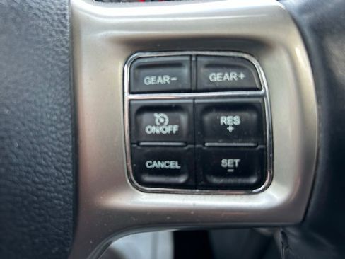 Used 2016 RAM 1500 Laramie w/ Convenience Group AWD/4WD image 23