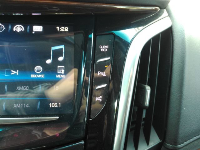 Used 2018 Cadillac Escalade ESV 4WD image 47