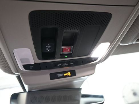 Used 2023 Honda Accord EX-L image 29