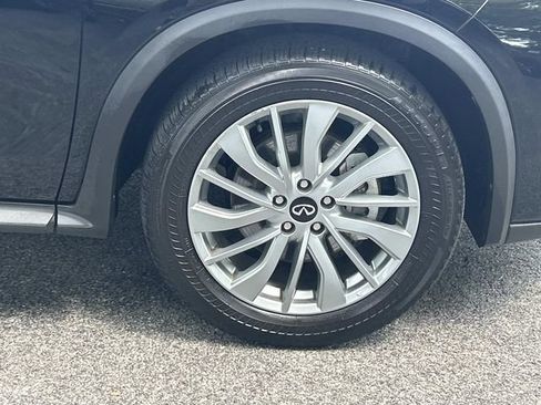 Certified 2025 INFINITI QX50 Pure AWD/4WD image 9