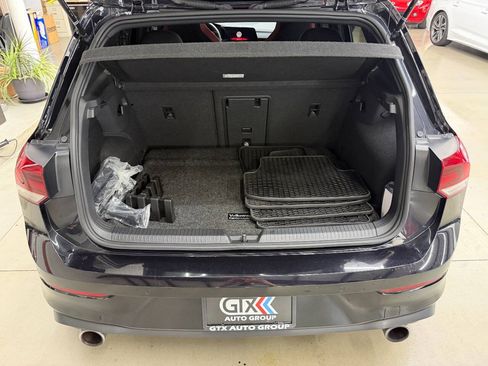 Used 2022 Volkswagen GTI SE FWD image 9