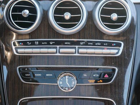 Used 2017 Mercedes-Benz C 300 Sedan image 15