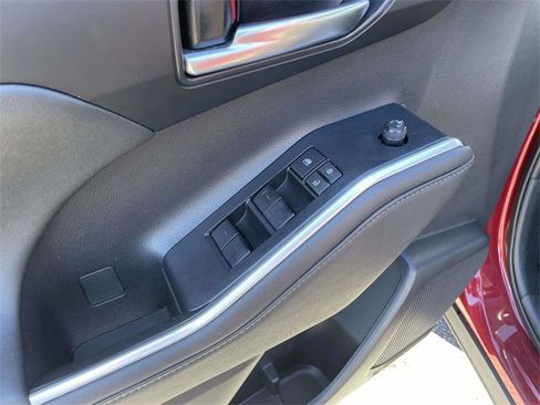 Used 2023 Toyota Highlander XLE image 20