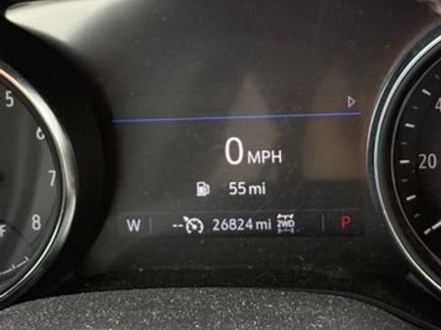 Used 2023 Buick Encore GX Essence w/ Experience Buick Package AWD/4WD image 5
