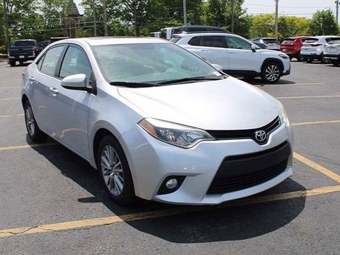 Used 2014 Toyota Corolla LE FWD image 4