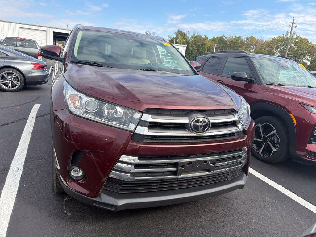 Used 2019 Toyota Highlander Limited AWD/4WD image 5