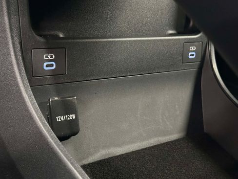 Used 2025 Toyota bZ4X AWD w/ Weather Package image 23