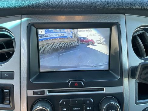Used 2017 Ford Expedition EL XLT w/ Equipment Group 202A image 25