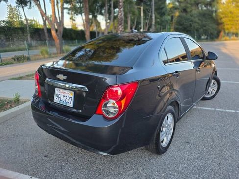 Used 2014 Chevrolet Sonic LT FWD image 37