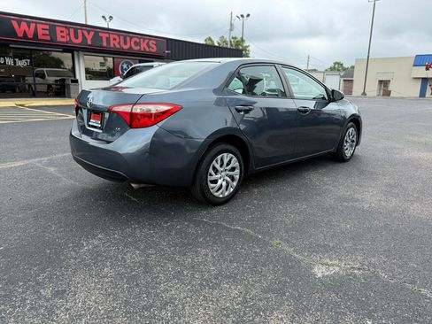 Used 2017 Toyota Corolla L FWD image 4