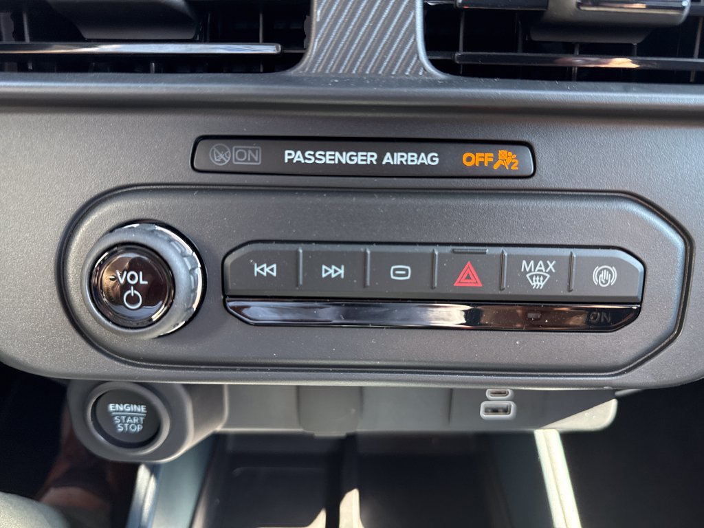 Used 2026 Ford Maverick XLT w/ Equipment Group 301A AWD/4WD image 29