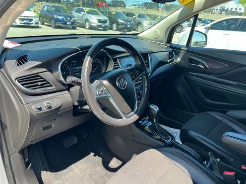 Used 2019 Buick Encore Preferred FWD image 16