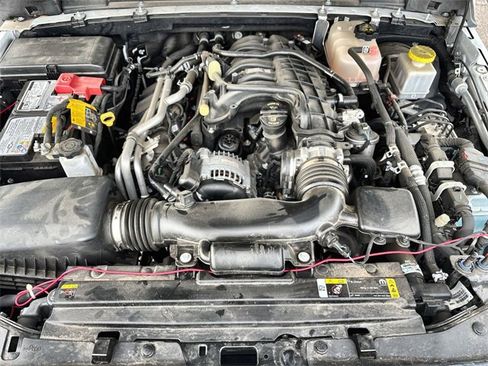 Used 2023 Jeep Gladiator Willys image 25