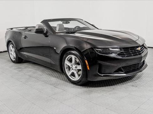 Used 2023 Chevrolet Camaro LT image 11