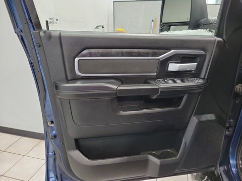 Used 2024 RAM 2500 Big Horn image 36