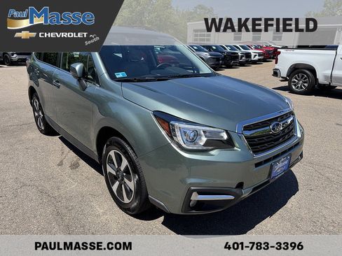 Used 2018 Subaru Forester 2.5i Limited AWD/4WD image 3