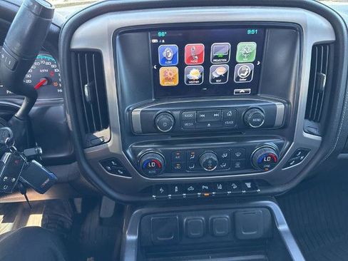 Used 2019 GMC Sierra 2500 Denali w/ Duramax Plus Package AWD/4WD image 7