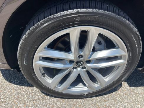 Used 2017 Audi Q7 3.0T Prestige AWD/4WD image 9