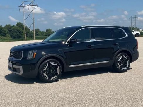 Used 2023 Kia Telluride S w/ S Sunroof Package AWD/4WD image 4