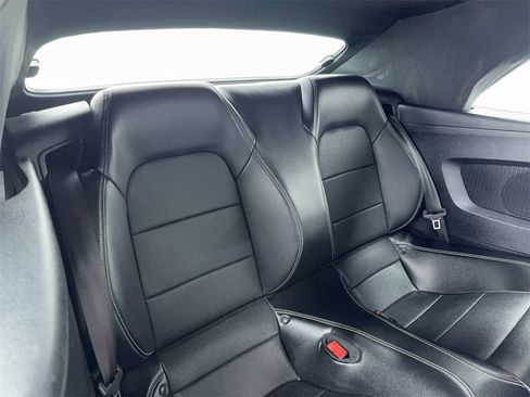 Used 2018 Ford Mustang Premium image 47