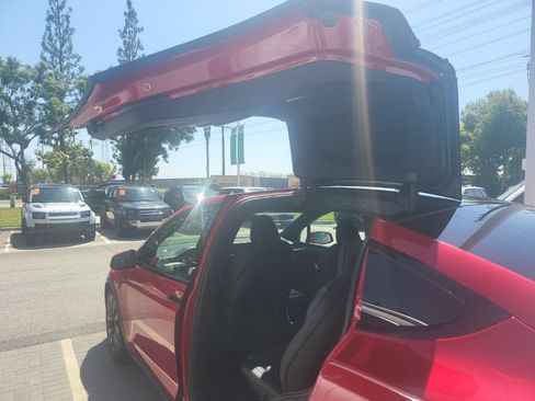 Used 2023 Tesla Model X AWD/4WD image 7