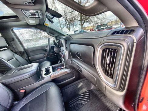 Used 2021 Chevrolet Silverado 1500 LT Trail Boss w/ Convenience Package II image 29