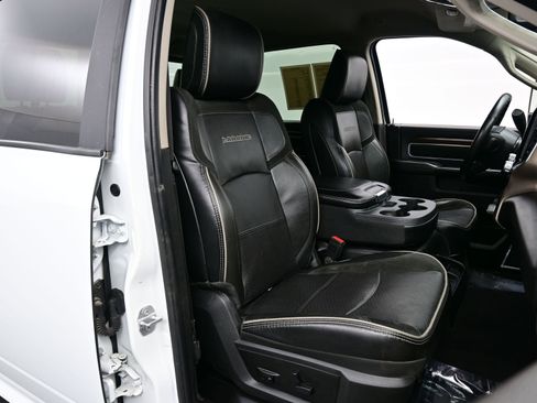 Used 2024 RAM 2500 Laramie image 13