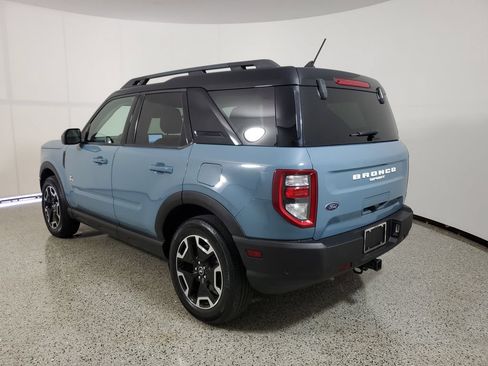 Used 2023 Ford Bronco Sport Outer Banks w/ Tech Package AWD/4WD image 3