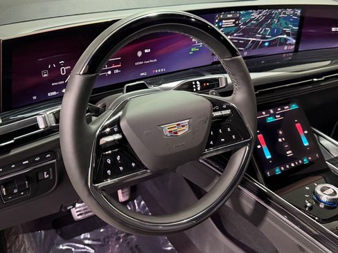 Certified 2025 Cadillac Escalade Sport w/ Touring Package AWD/4WD image 3