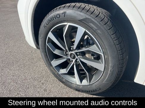 Used 2022 Audi Q5 2.0T Premium w/ Convenience Package image 10