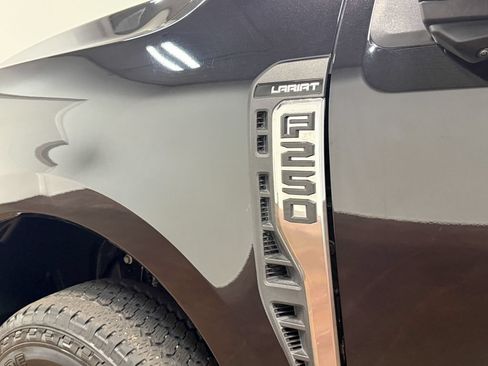 Used 2023 Ford F250 Lariat w/ FX4 Off-Road Package AWD/4WD image 56