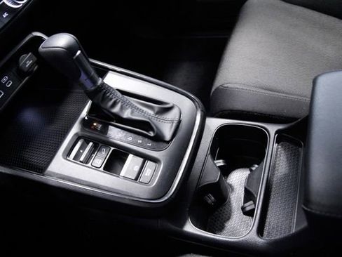 Used 2024 Honda CR-V EX image 31