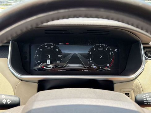 Used 2019 Land Rover Range Rover Sport HSE AWD/4WD image 18