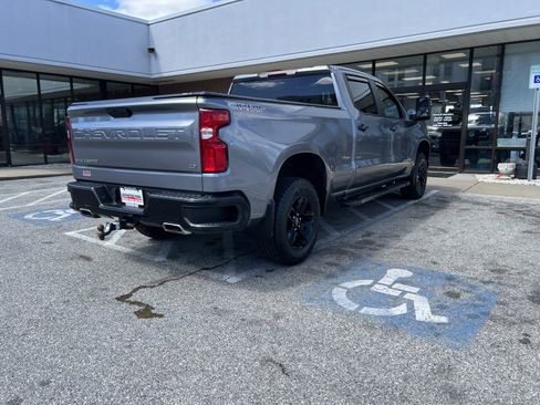 Used 2021 Chevrolet Silverado 1500 LT Trail Boss w/ Bed Protection Package AWD/4WD image 9