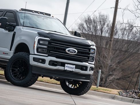 Used 2026 Ford F250 Platinum image 39
