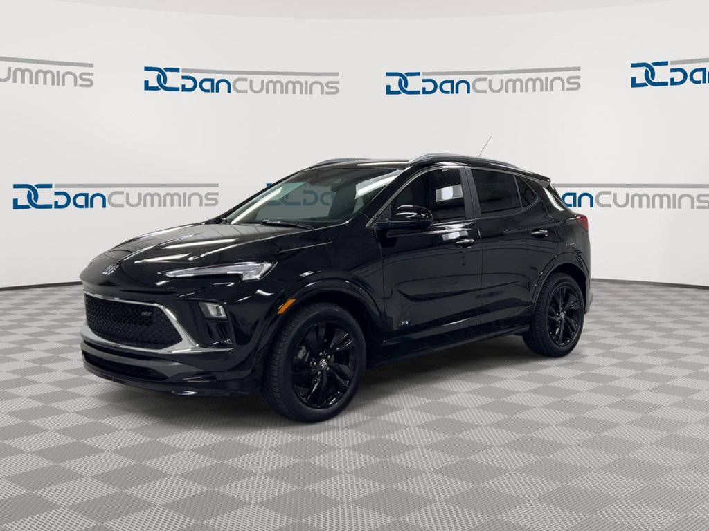 Used 2025 Buick Encore GX Sport Touring FWD image 4