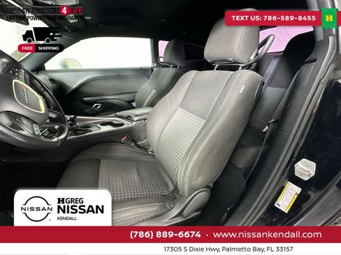 Used 2020 Dodge Challenger SXT w/ Blacktop Package image 15