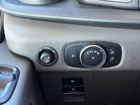 Used 2023 Ford Transit 350 XLT image 35