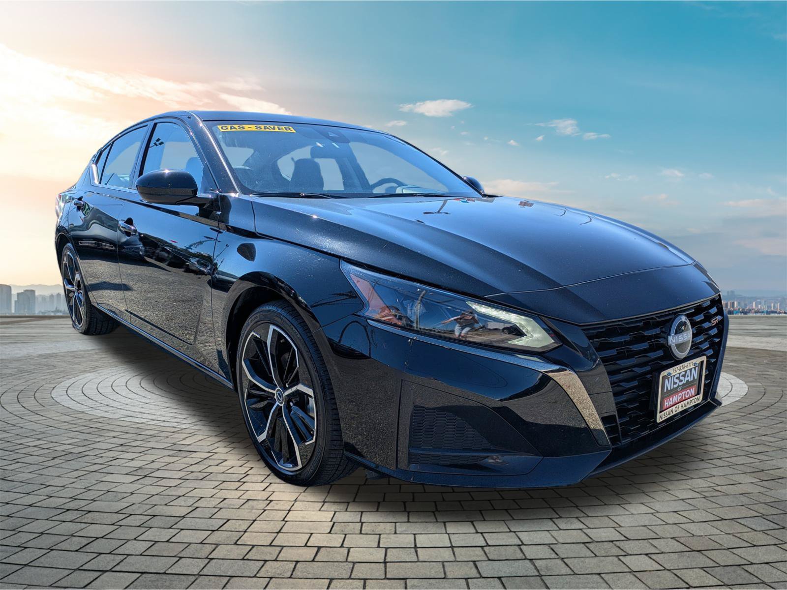 Used 2025 Nissan Altima 2.5 SR FWD image 2