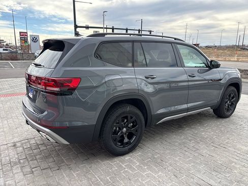New 2026 Volkswagen Atlas Peak Edition AWD/4WD image 5