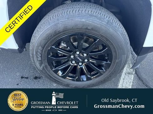 Used 2022 GMC Canyon Elevation w/ Elevation Premium Package AWD/4WD image 28