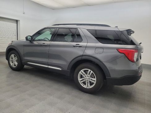 Used 2021 Ford Explorer XLT w/ Class III Trailer Tow Package AWD/4WD image 3