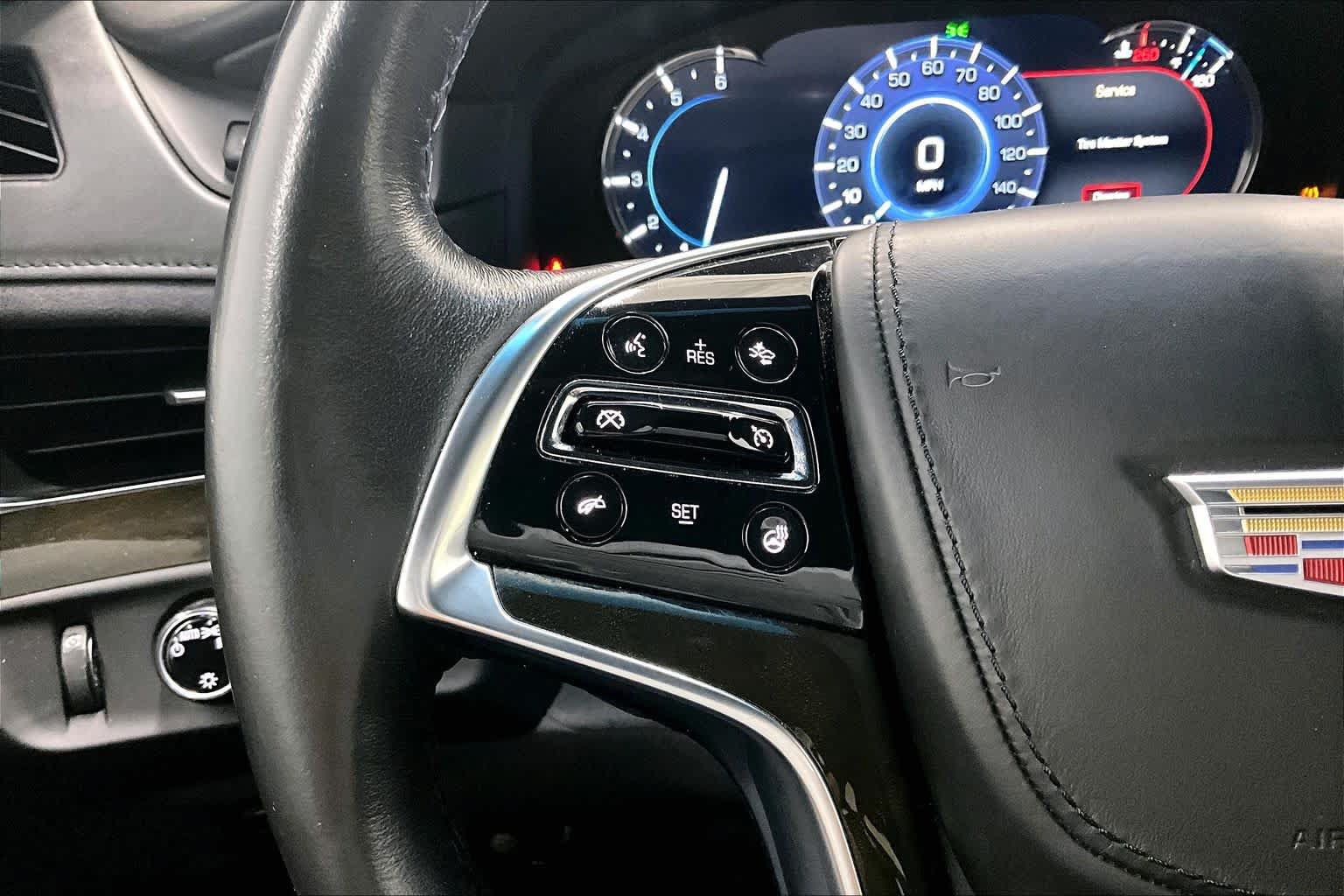 Used 2017 Cadillac Escalade ESV Platinum RWD image 21